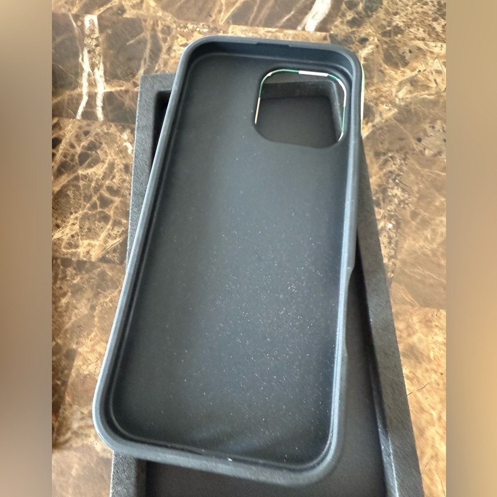 BURGA cover for iPhone 16 Pro Max #75 - Picture 2 of 4